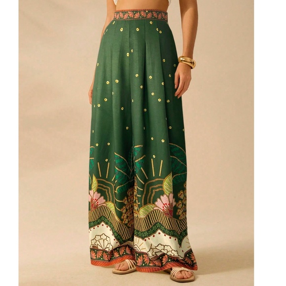 Elegant Green Wide Leg Pants - Picture 6 of 6